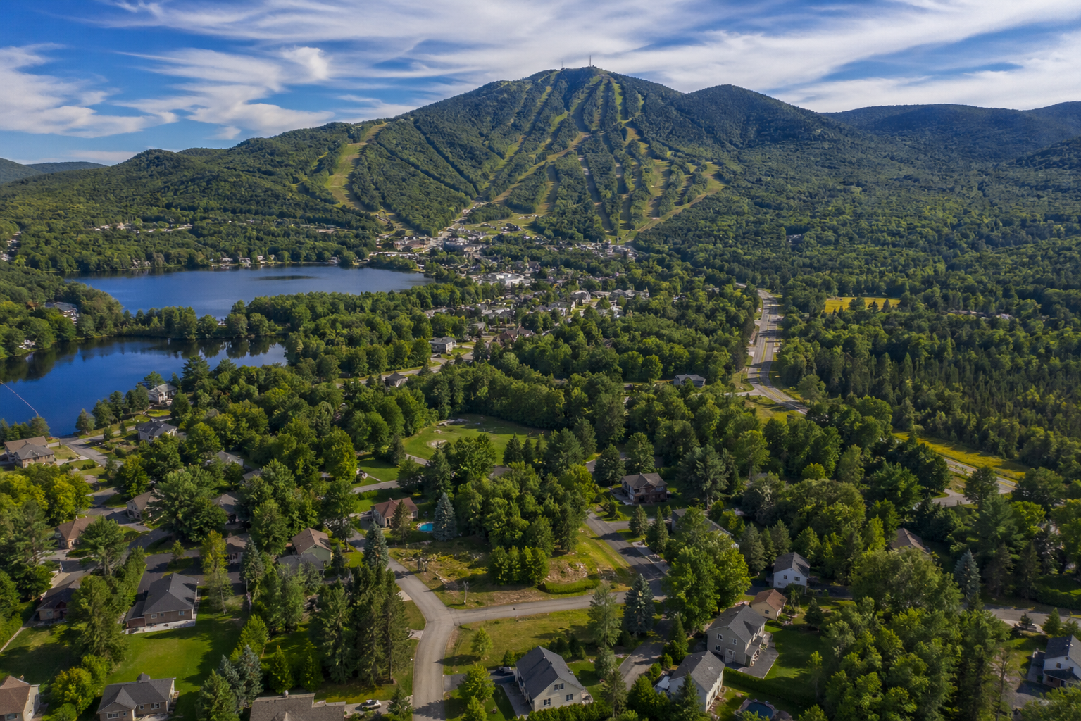 Guide immobilier Orford : entre montagne et nature